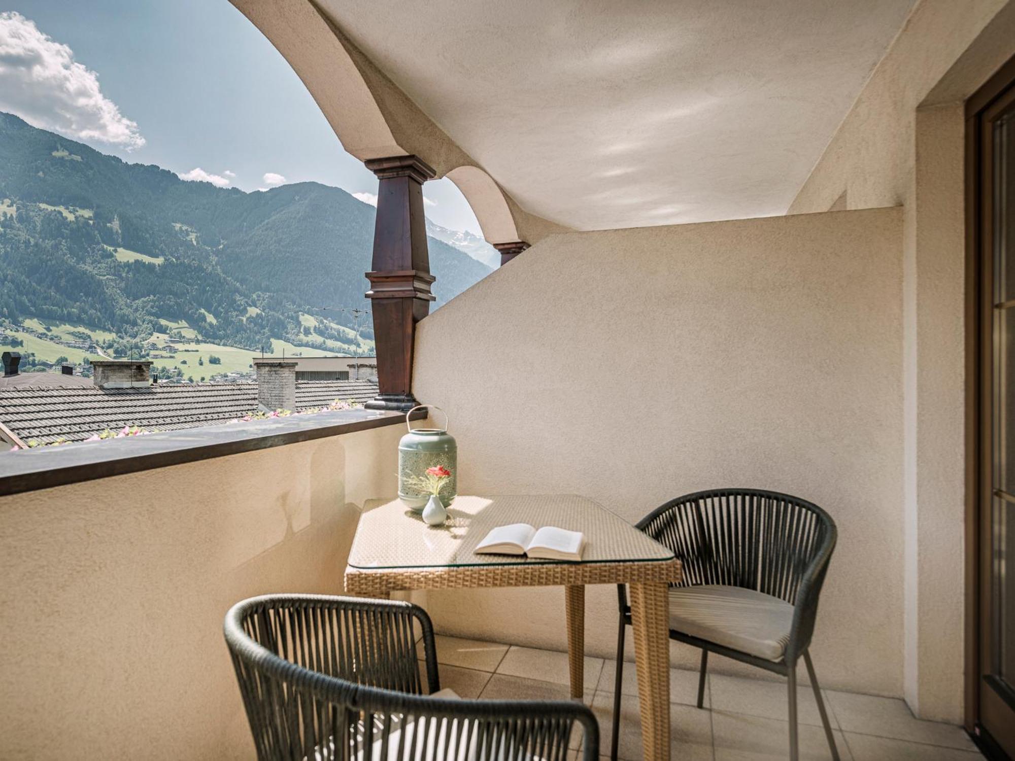 Hotel Sieghard Zillertal ヒパッハ エクステリア 写真