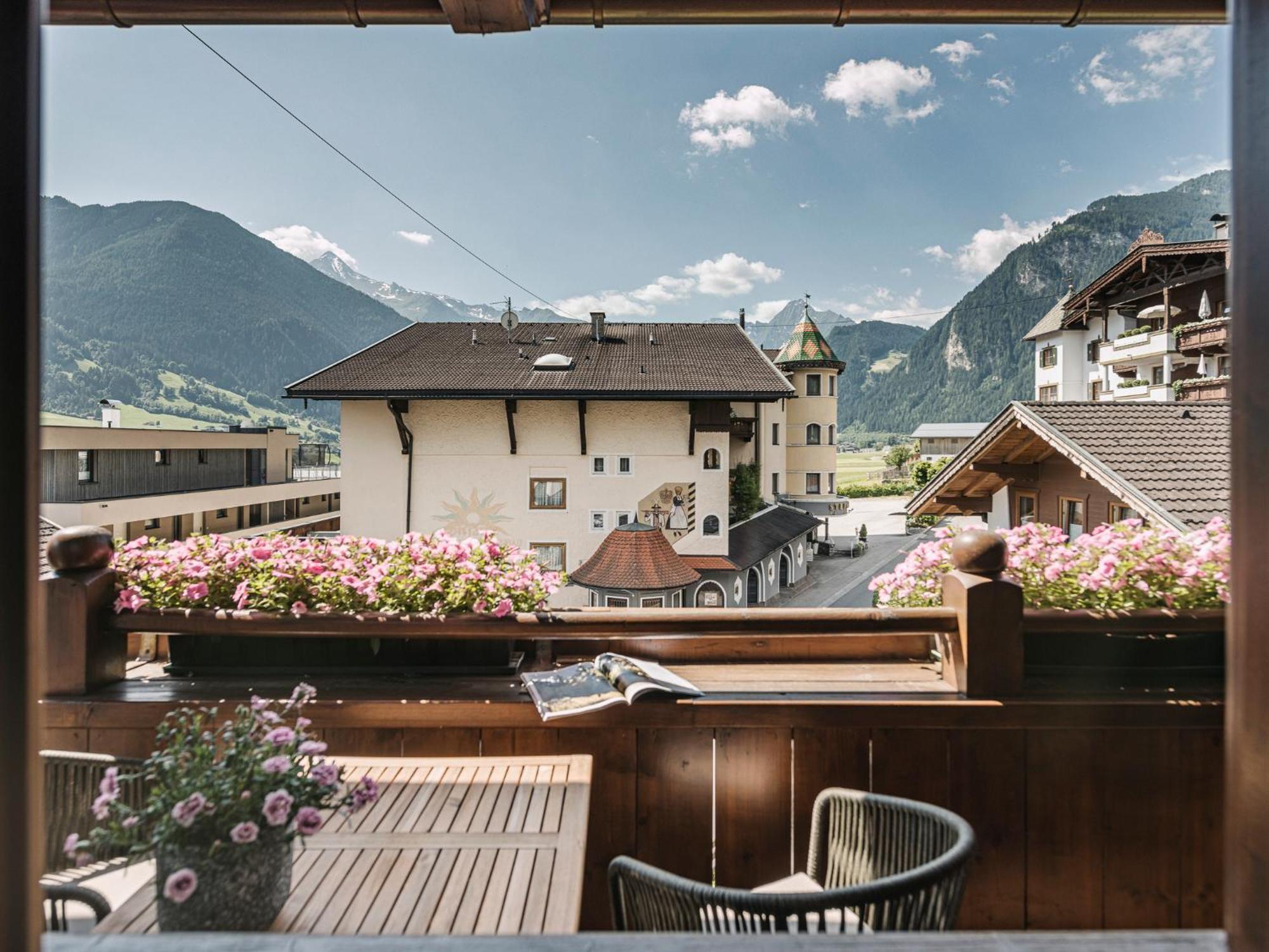 Hotel Sieghard Zillertal ヒパッハ エクステリア 写真