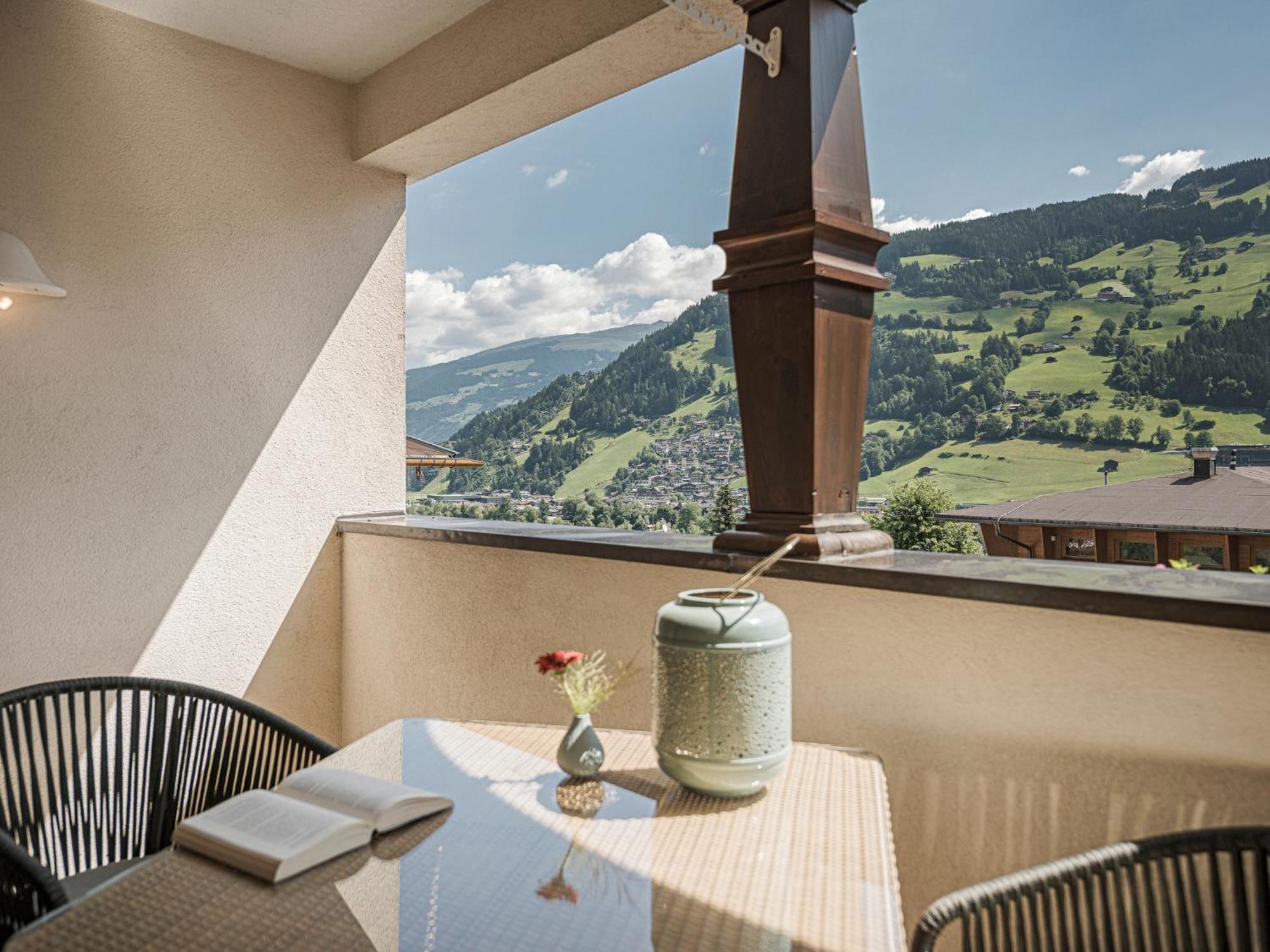 Hotel Sieghard Zillertal ヒパッハ エクステリア 写真