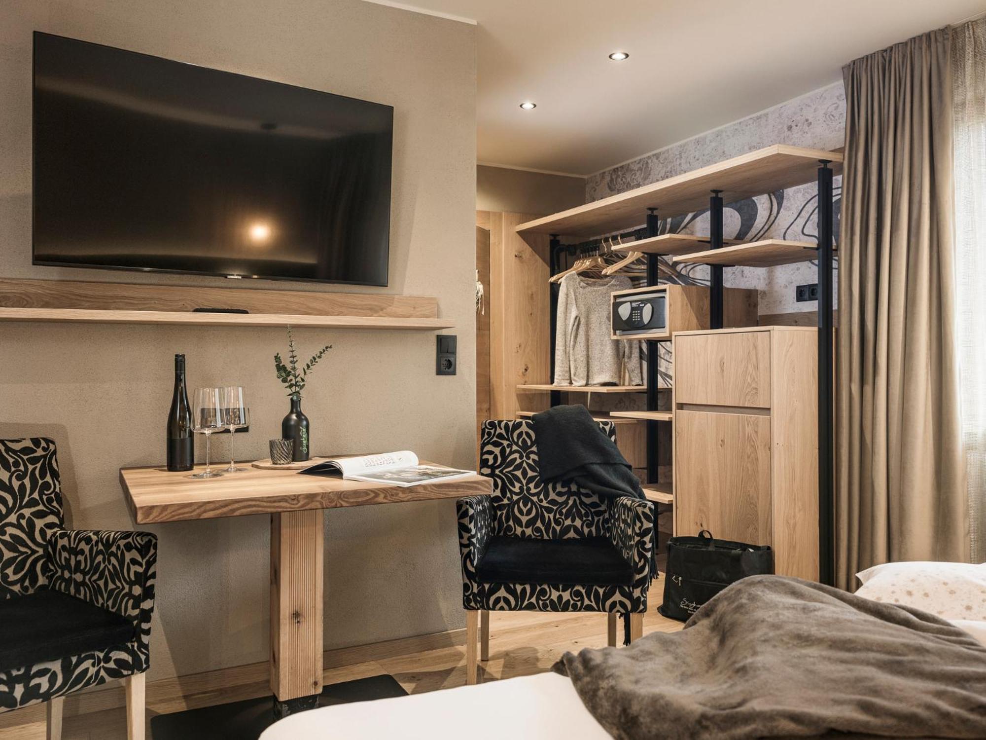 Hotel Sieghard Zillertal ヒパッハ エクステリア 写真