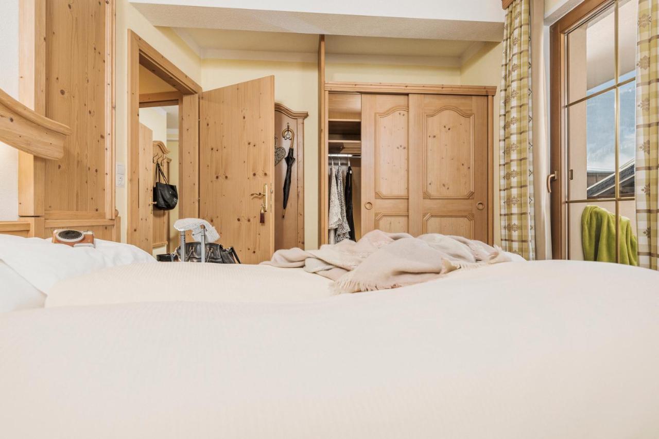 Hotel Sieghard Zillertal ヒパッハ エクステリア 写真